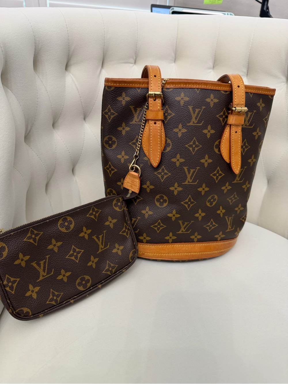 Louis Vuitton Brown Monogram Canvas Bucket Shoulder Bag with Tan Leather Trim - Picture 11 of 15